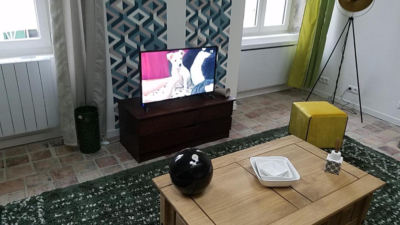 Tournus Castrum Romain- Loft 90M2 - 3 Etoiles - Petit Box Velo - 5Mn Autoroute מראה חיצוני תמונה